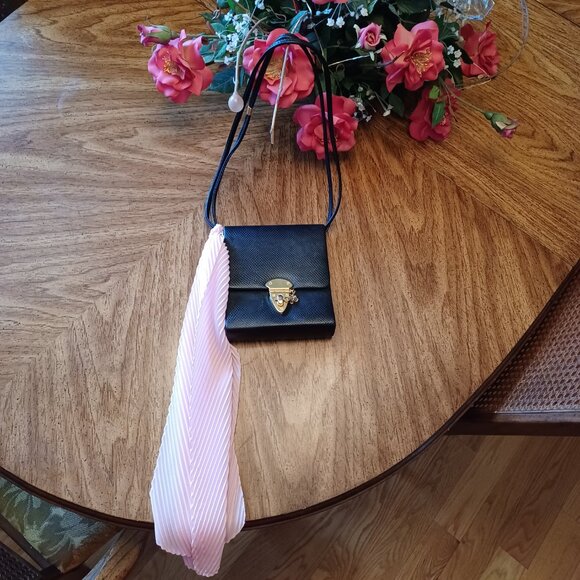 Vintage Black Crocodile Coquette Mini Messenger Bag w/ Baby Pink Twilly - Picture 14 of 15